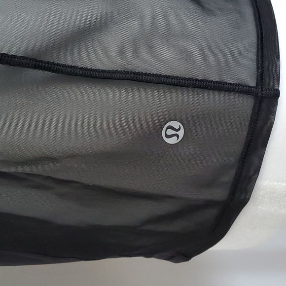 Lululemon Sheer Back Tank Black - Picture 5 of 16